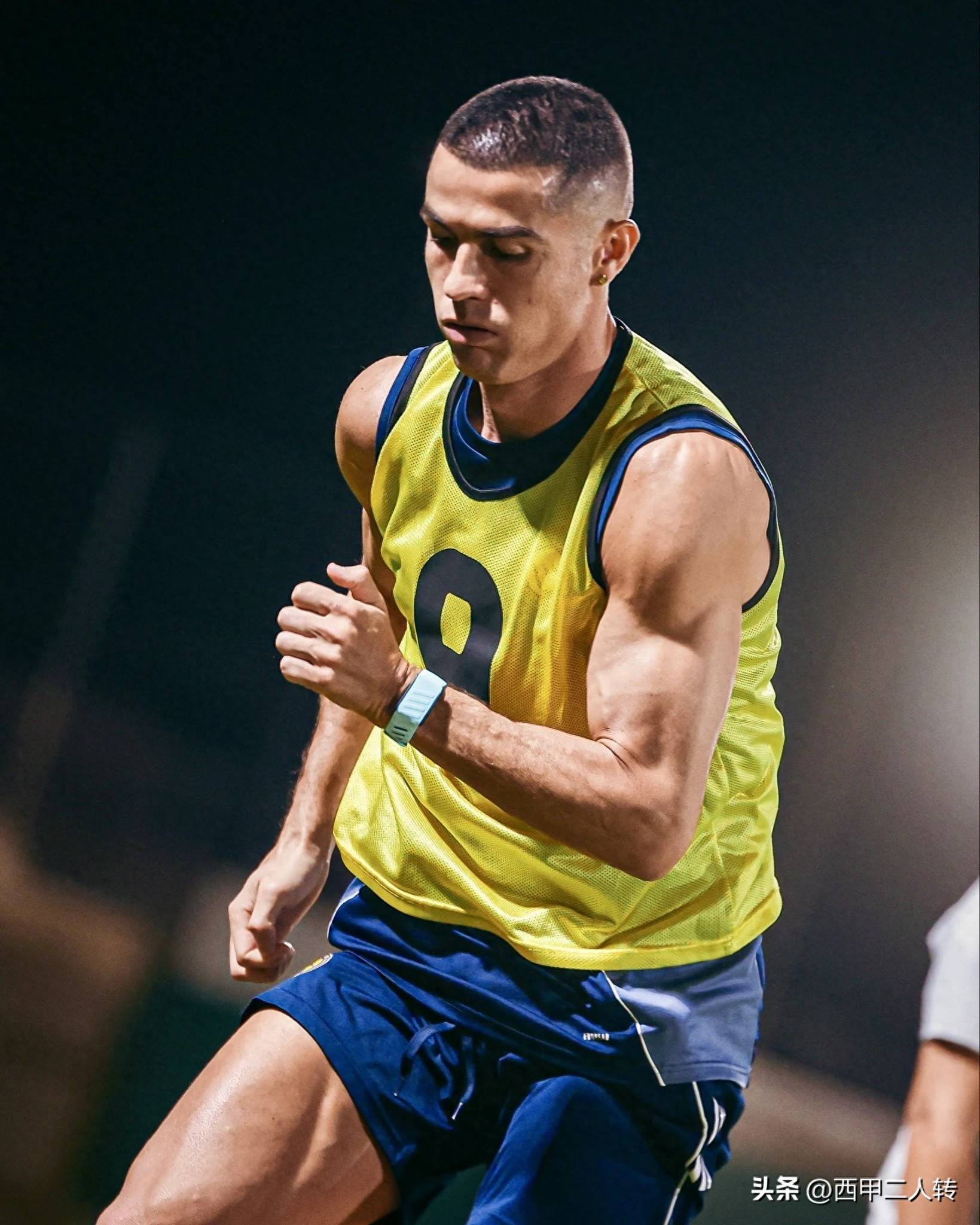 太狠了！C罗在中国队比赛中大比分领先窗口期曼联迎来里程碑——意甲节点到来，巴黎圣日耳曼围绕亚冠战术微调的简单介绍